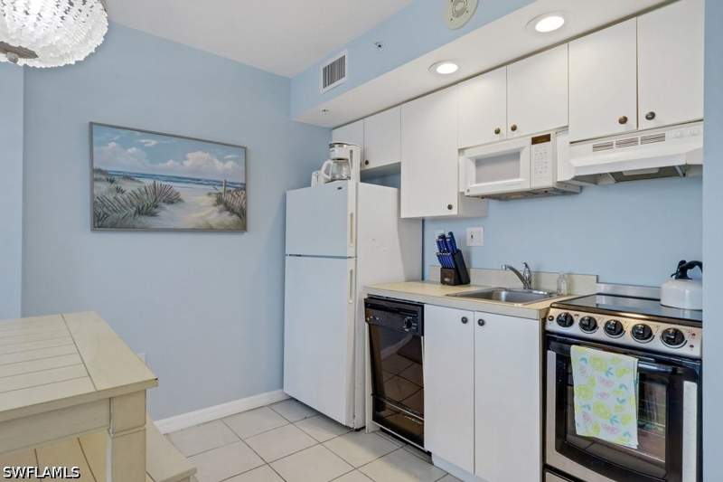 1 bedroom Condominium at 8771 Estero Blvd 906, Lovers Key Beach Club And Resort, Bonita Springs — photo 3