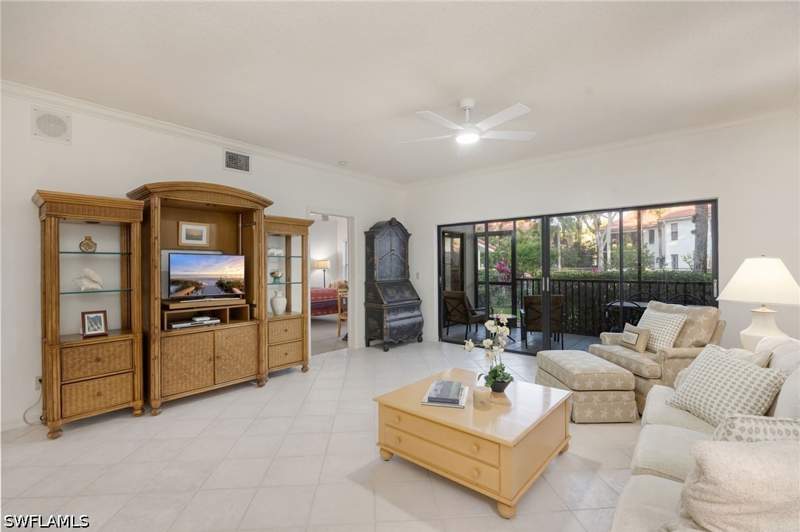 2 bedroom Condominium at 583 Serendipity Dr 583, Serendipity, Naples — photo 2