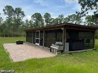 985 Honeybee Dr, Naples FL - photo 6 of 32