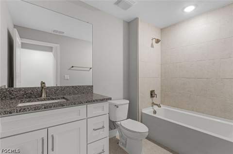545 Oakshire Ln, Lehigh Acres FL - photo 17 of 21