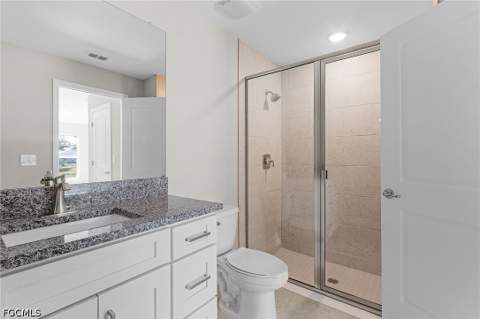 545 Oakshire Ln, Lehigh Acres FL - photo 9 of 21