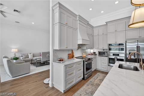 4677 Lighthouse Ln, Naples FL - photo 10 of 48