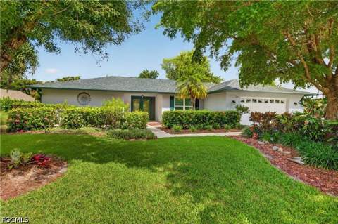 5720 Grillet Pl, Fort Myers FL - photo 7 of 44