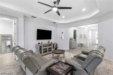 19763 Coconut Harbor Cir, Fort Myers FL - photo 13 of 34