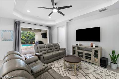 19763 Coconut Harbor Cir, Fort Myers FL - photo 14 of 34