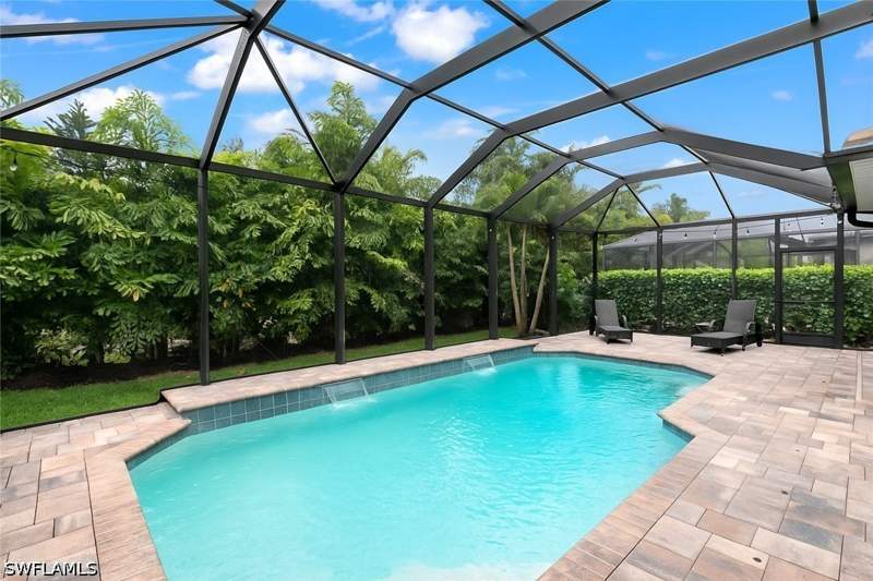 3 bedroom SingleFamilyResidence at 19763 Coconut Harbor Cir, Coconut Cove, Fort Myers — photo 3