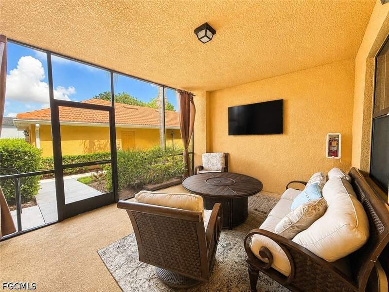 2 bedroom Condominium at 13730 Julias Way 713, Palmetto Cove, Fort Myers — photo 3