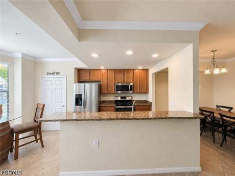 13730 Julias Way 713, Fort Myers FL - photo 7 of 33