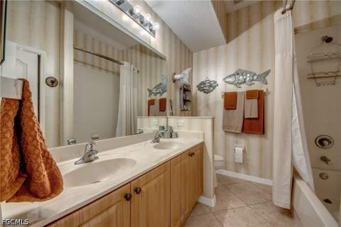 2569 Keystone Lake Dr, Cape Coral FL - photo 17 of 39