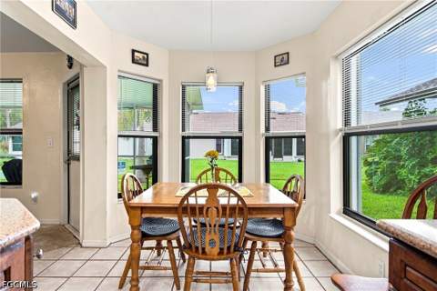 17880 Dracena Cir, North Fort Myers FL - photo 6 of 28
