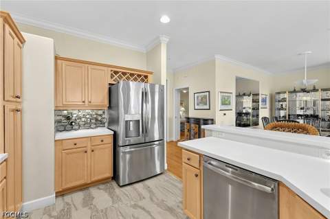9121 Southmont Cv 302, Fort Myers FL - photo 10 of 40