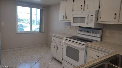 4713 Santa Barbara Blvd E-3, Cape Coral FL - photo 8 of 43