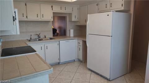 4713 Santa Barbara Blvd E-3, Cape Coral FL - photo 9 of 43