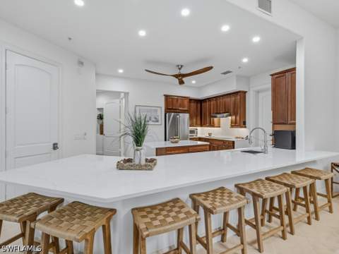 1422 Borghese Ln 101, Naples FL - photo 11 of 37