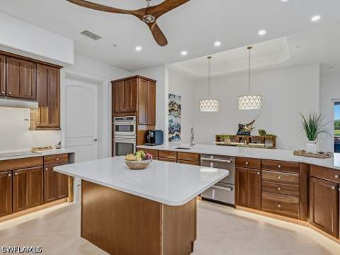 1422 Borghese Ln 101, Naples FL - photo 13 of 37