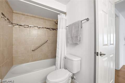 2476 Orchid Bay Dr 103, Naples FL - photo 19 of 36