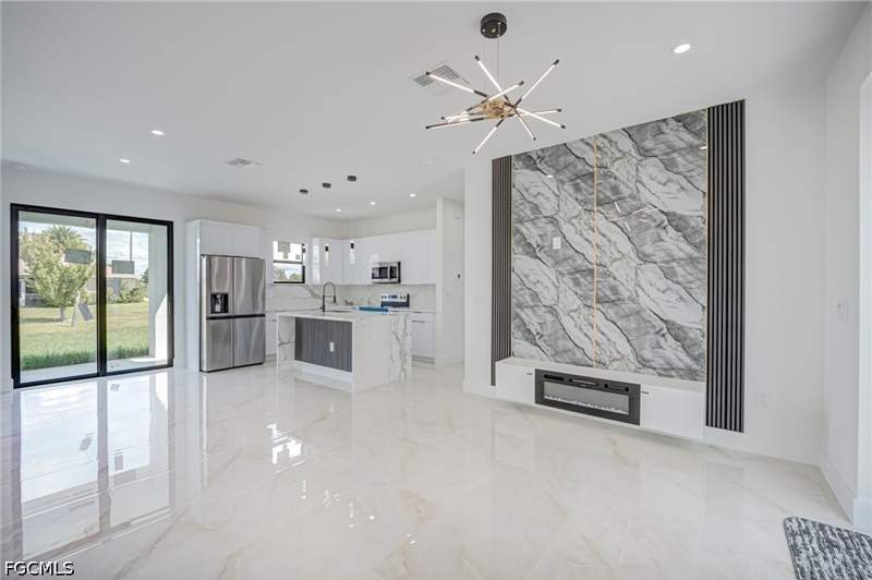 3 bedroom SingleFamilyResidence at 2700 11Th St SW, Lehigh Acres, Lehigh Acres — photo 5