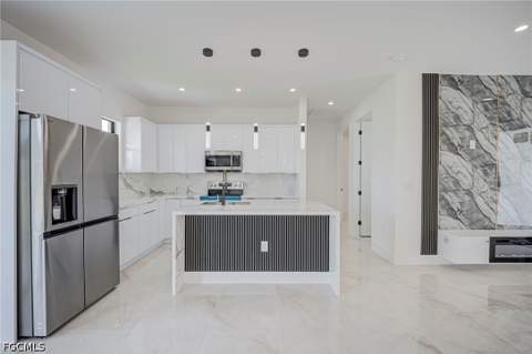 2700 11Th St SW, Lehigh Acres FL - photo 8 of 32