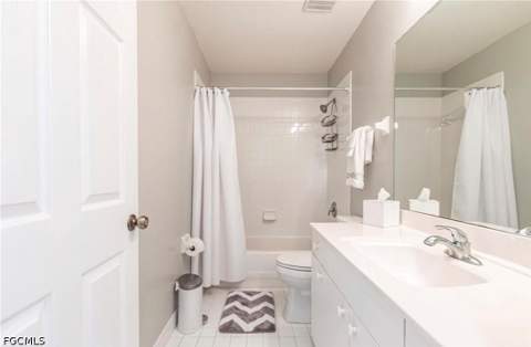 8451 Southbridge Dr 3, Estero FL - photo 23 of 36