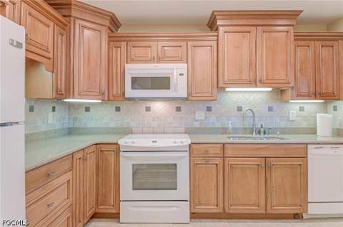 4940 Vincennes St 204, Cape Coral FL - photo 12 of 27