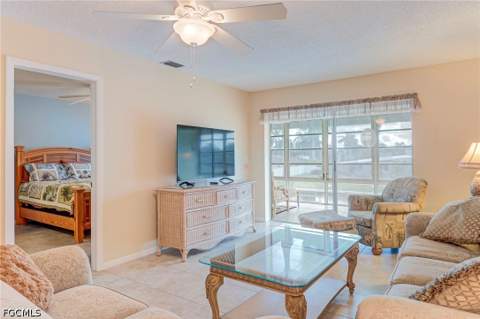4940 Vincennes St 204, Cape Coral FL - photo 7 of 27