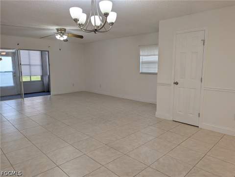 7050 Nantucket Cir 4, North Fort Myers FL - photo 11 of 35