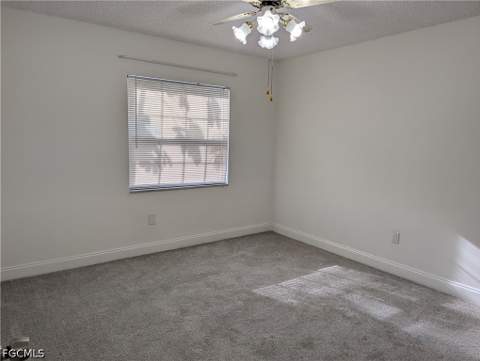 7050 Nantucket Cir 4, North Fort Myers FL - photo 15 of 35