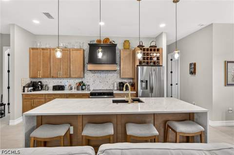 810 Sentinela Blvd, Lehigh Acres FL - photo 16 of 38