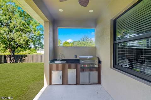810 Sentinela Blvd, Lehigh Acres FL - photo 8 of 38
