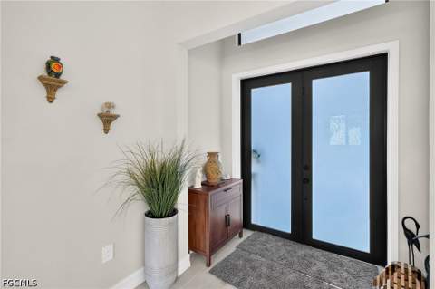 810 Sentinela Blvd, Lehigh Acres FL - photo 9 of 38