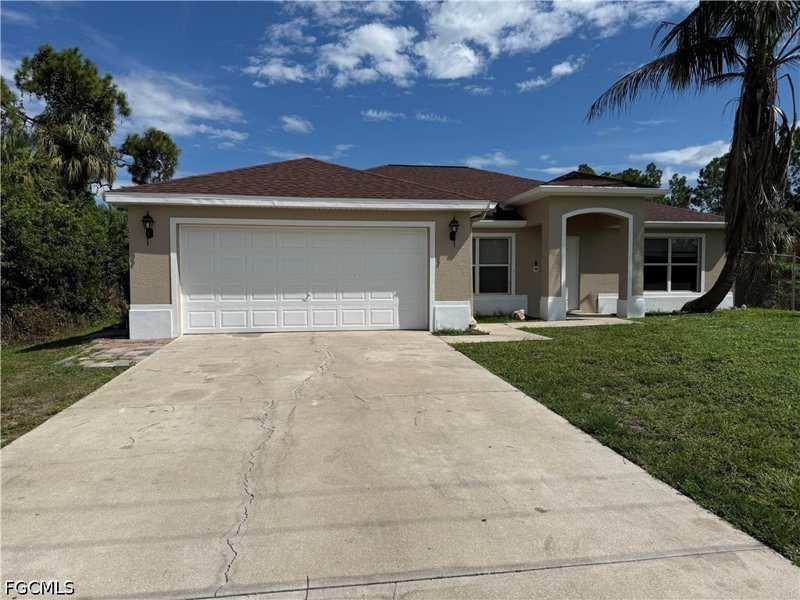 4 bedroom SingleFamilyResidence at 2712 25th St W, Lehigh Acres, Lehigh Acres — photo 1