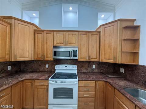 2712 25th St W, Lehigh Acres FL - photo 13 of 39