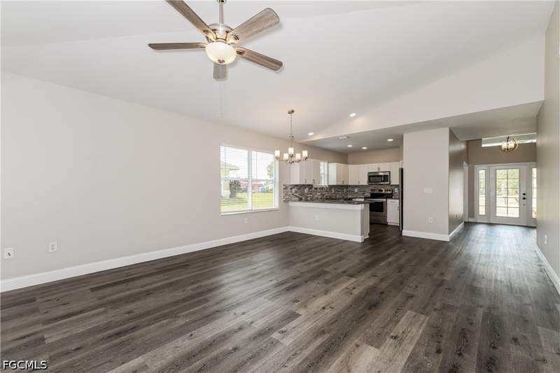 3 bedroom SingleFamilyResidence at 3608 39th St SW, Lehigh Acres, Lehigh Acres — photo 2