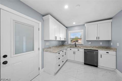 1956 Indian Creek Dr, North Fort Myers FL - photo 6 of 27