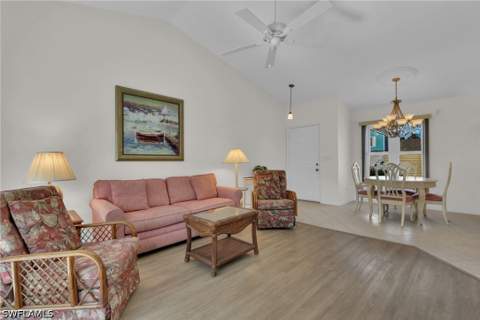 1542 Trafalgar Ln A, Naples FL - photo 12 of 28