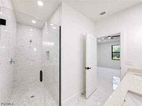 621 Greenbriar Blvd, Lehigh Acres FL - photo 13 of 28