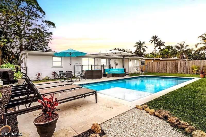 4 bedroom SingleFamilyResidence at 1303 Delmar Ln, Brookside, Naples — photo 2