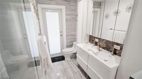 208 Daleview Ave, Lehigh Acres FL - photo 9 of 23