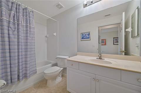 14551 Legends Blvd N 302, Fort Myers FL - photo 19 of 40