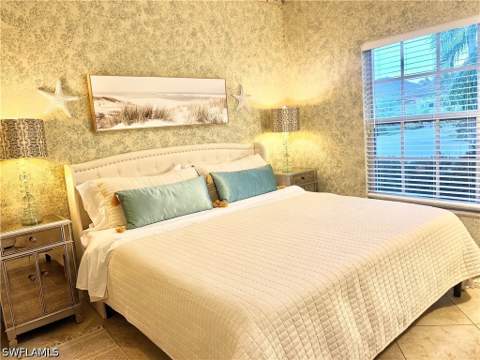 8010 Belmont Ct, Naples FL - photo 9 of 19