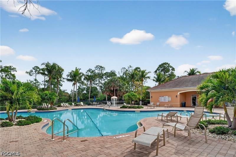 4 bedroom SingleFamilyResidence at 3535 Dandolo Cir, Bella Vida, Cape Coral — photo 3