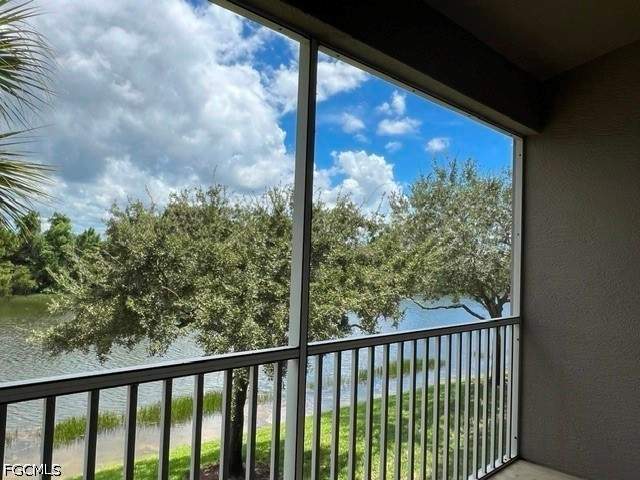 2 bedroom Condominium at 10116 Colonial Country Club Blvd 305, Garden Lakes, Fort Myers — photo 2