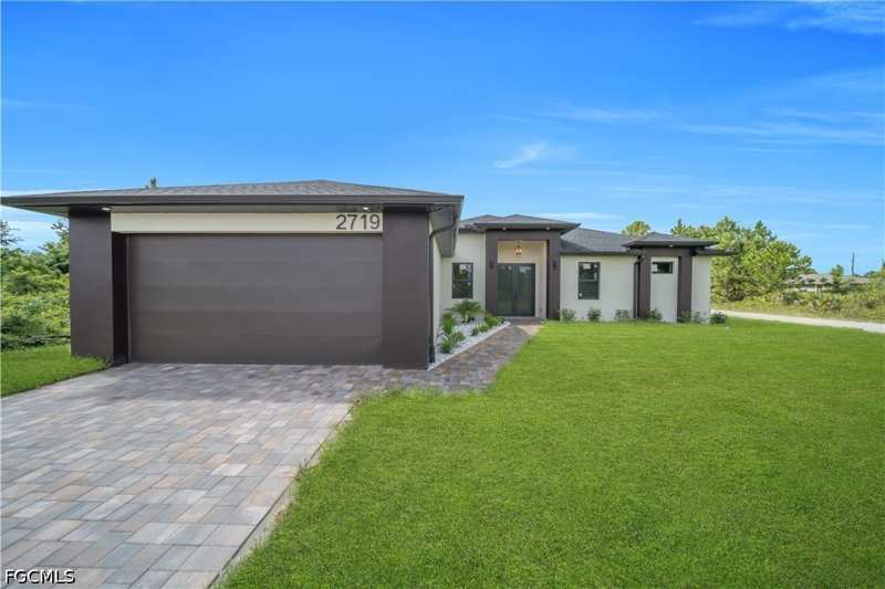 4 bedroom SingleFamilyResidence at 2719 33rd St W, Lehigh Acres, Lehigh Acres — photo 1