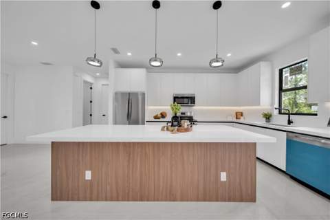 2719 33rd St W, Lehigh Acres FL - photo 14 of 48