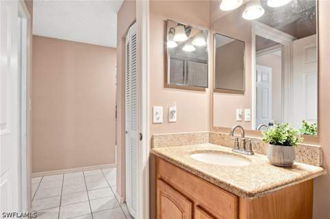 749 Landover Cir 203, Naples FL - photo 24 of 38