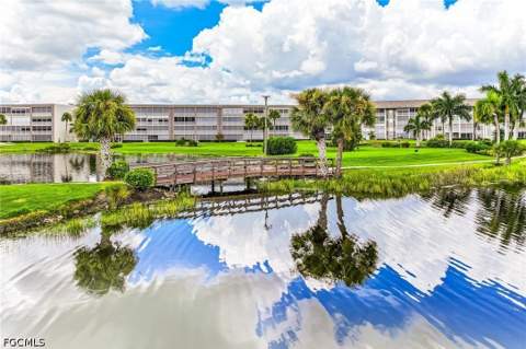 14891 Hole In One Cir 205, Fort Myers FL - photo 20 of 24