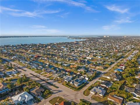 5316 Coronado Pkwy, Cape Coral FL - photo 13 of 46