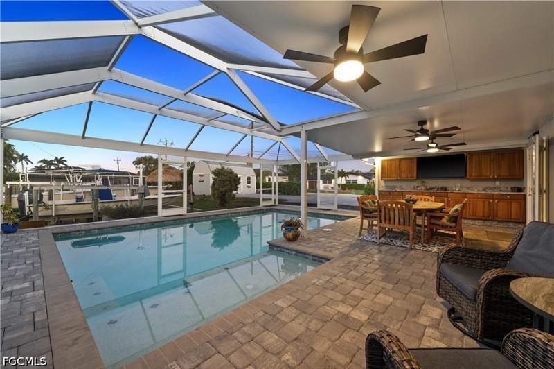 3 bedroom SingleFamilyResidence at 5316 Coronado Pkwy, Yacht Club, Cape Coral — photo 2
