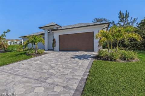 2499 Pine St, Naples FL - photo 17 of 17