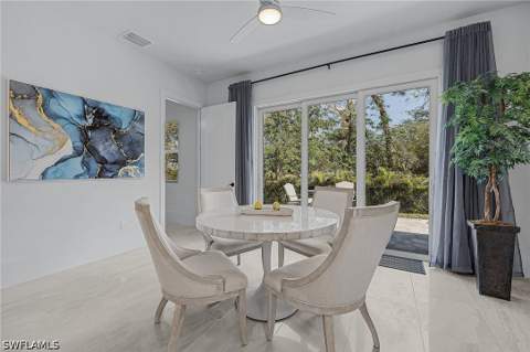 2499 Pine St, Naples FL - photo 7 of 17